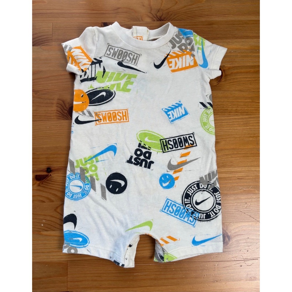 Nike Infant Graffiti Logo Romper Size 6M